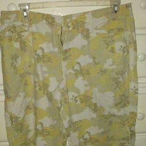Camo Capris